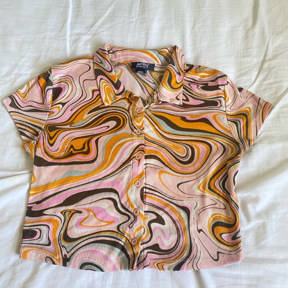 Trippy marble designed t-shirt